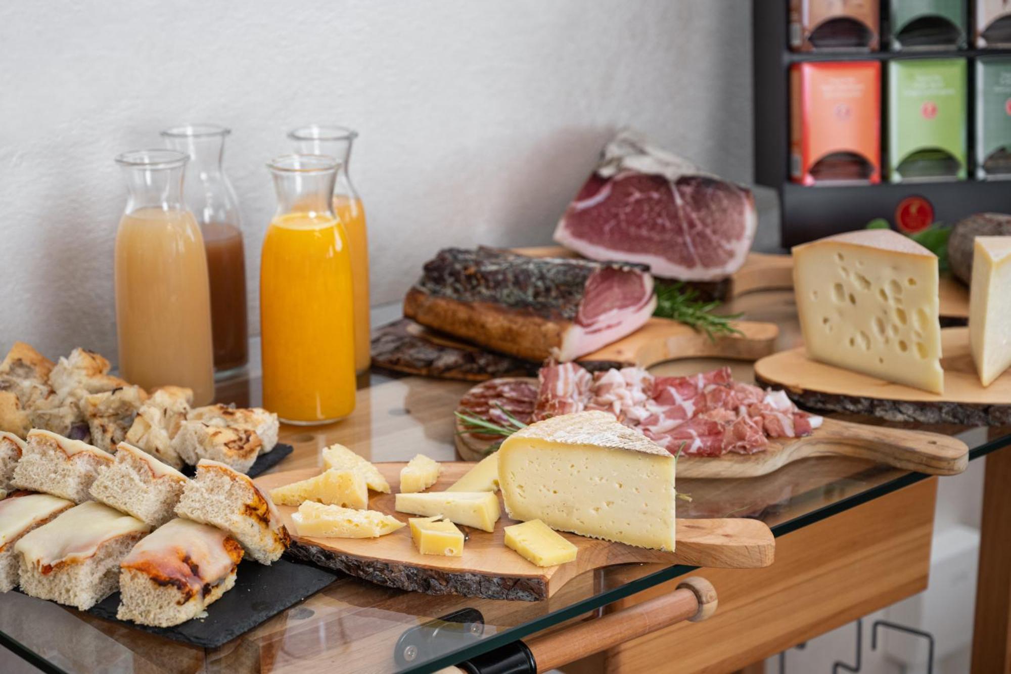 Piccolo Orso Bruno Bed & Breakfast Cavareno Eksteriør bilde